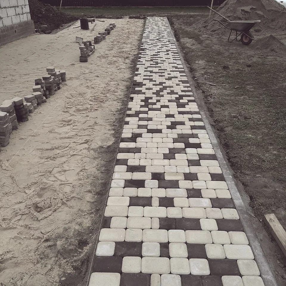 УКЛАДКА ТРОТУАРНОЙ ПЛИТКИ